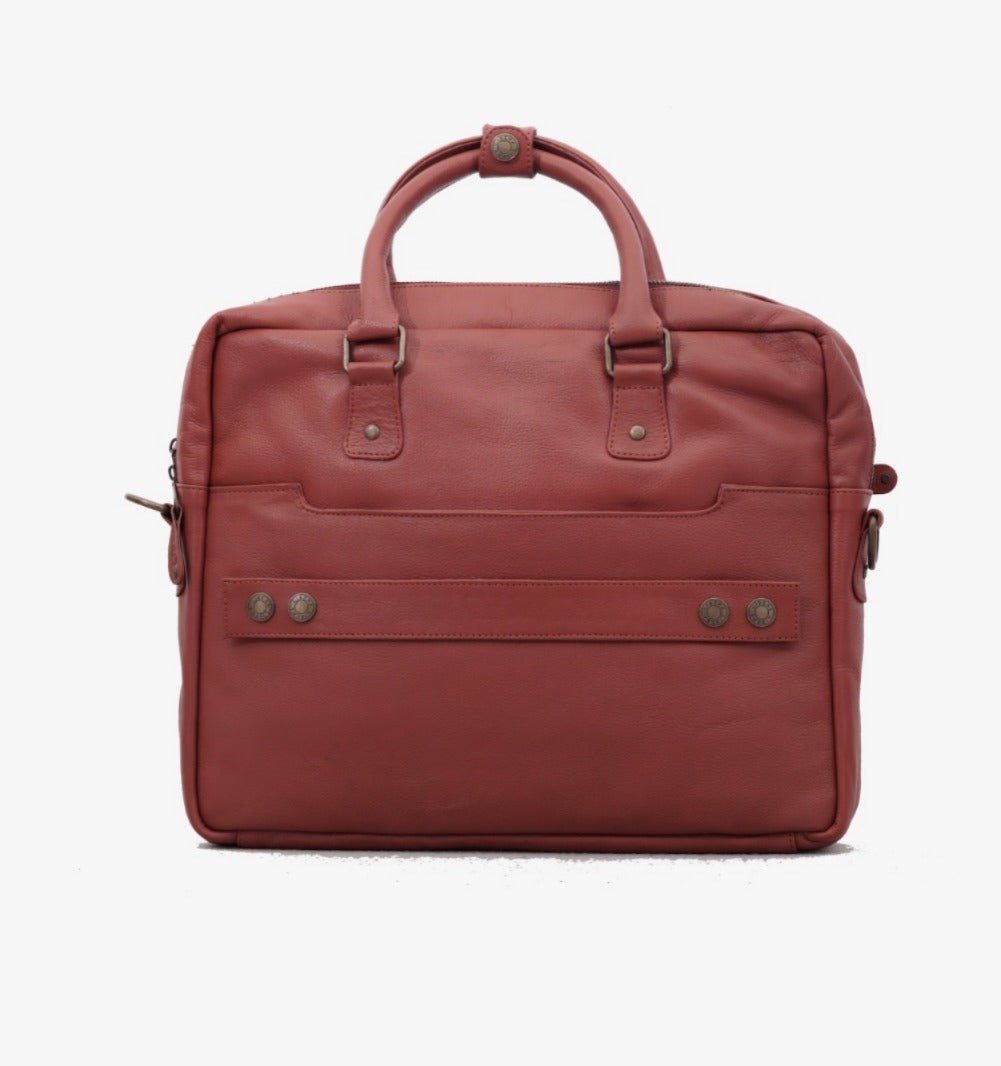 LOT NO. LB-156: THE EXPORT OVERSTOCK MESSENGER