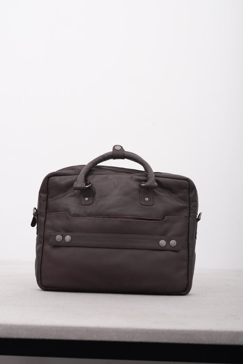 LOT NO. LB-156: THE EXPORT OVERSTOCK MESSENGER