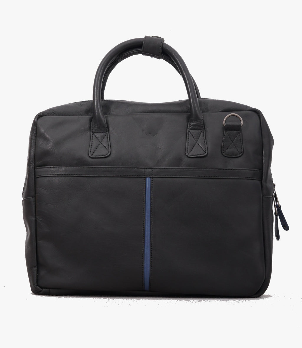 LOT NO. CB-077: VERTICAL LEATHER CROSSBODY