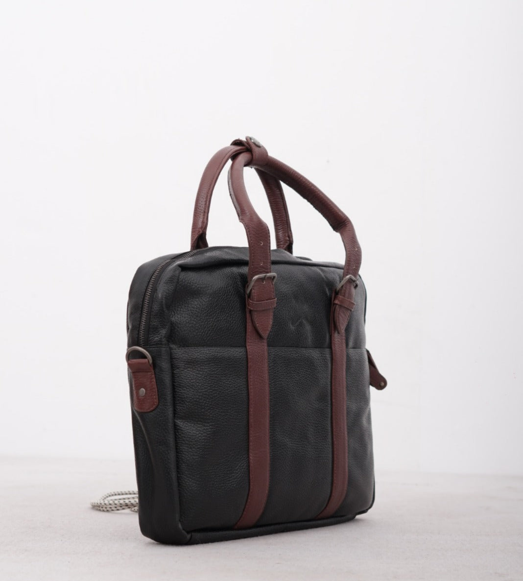 LOT NO. LS-092: GRAINED LEATHER TECH FOLIO